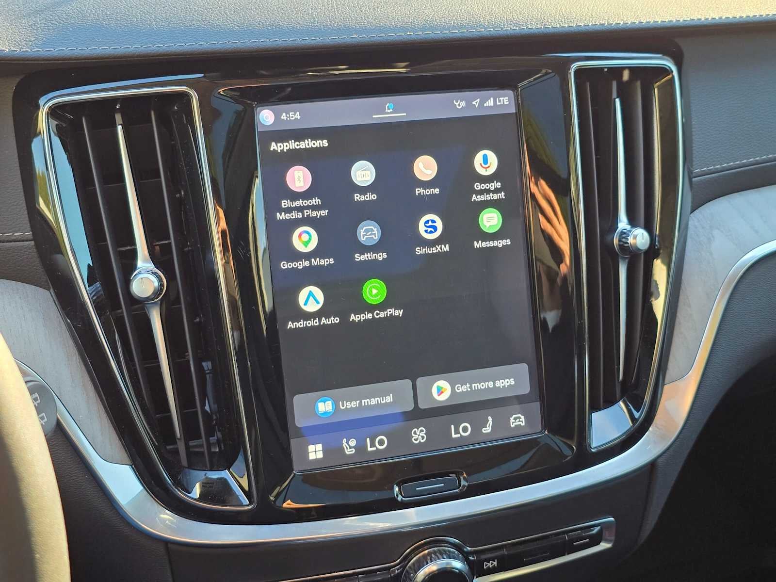 2023 Volvo V60 Cross Country Ultimate