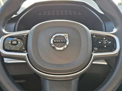 2025 Volvo XC90 Core