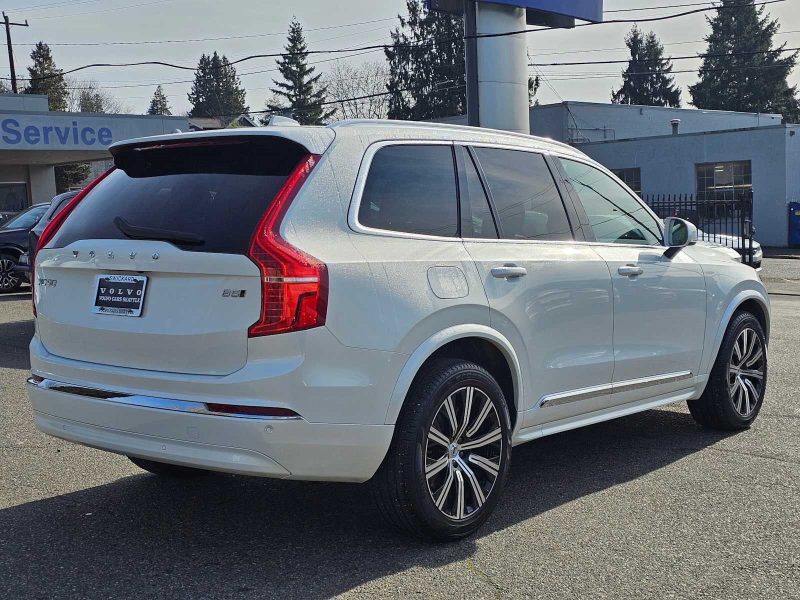 2025 Volvo XC90 Core