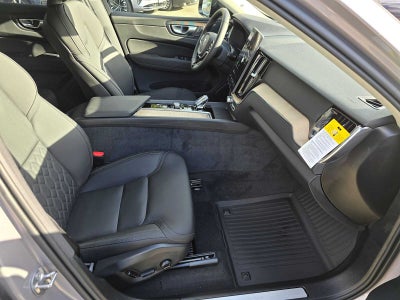 2026 Volvo XC60 Plus