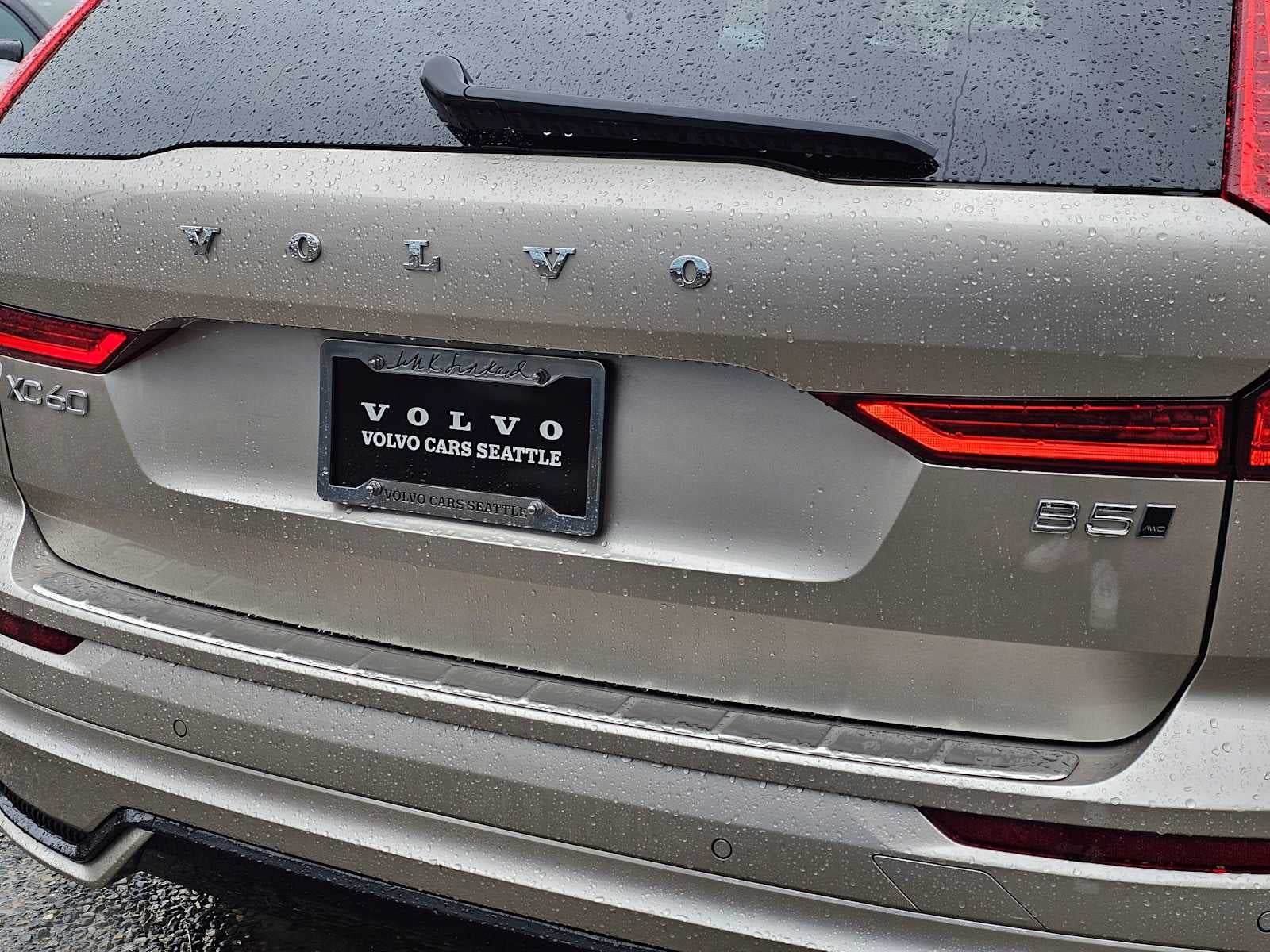 2025 Volvo XC60 Plus