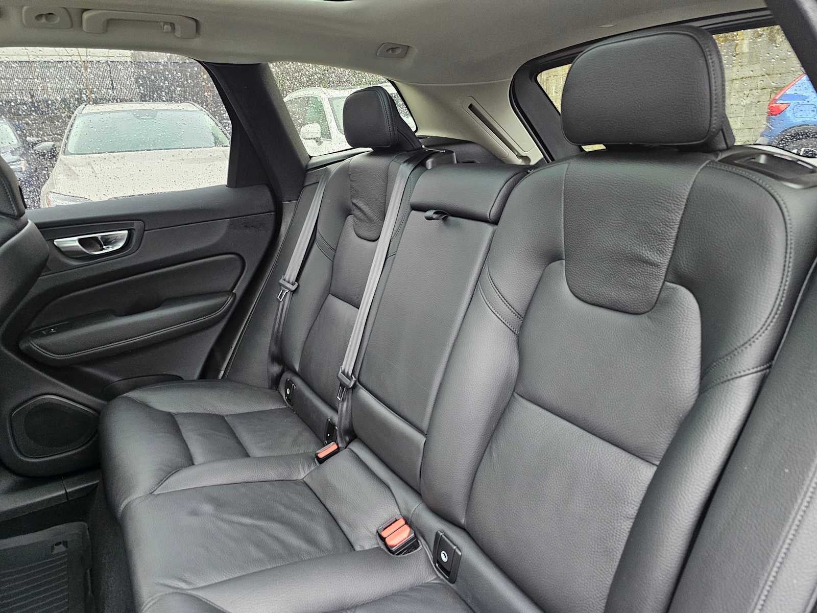 2025 Volvo XC60 Plus