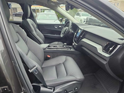2025 Volvo XC60 Plus