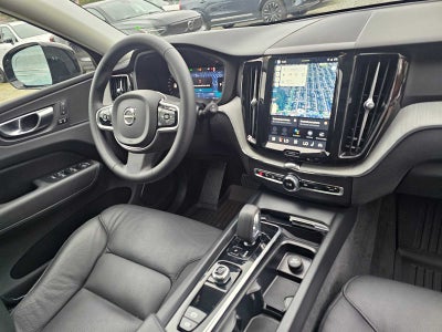 2025 Volvo XC60 Plus