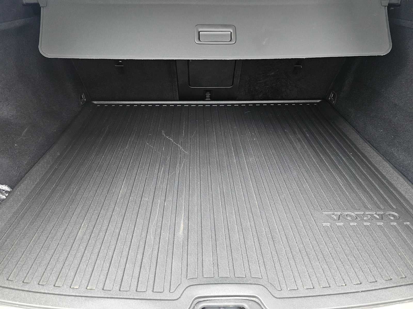 2025 Volvo XC60 Plus