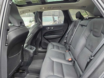 2025 Volvo XC60 Plus