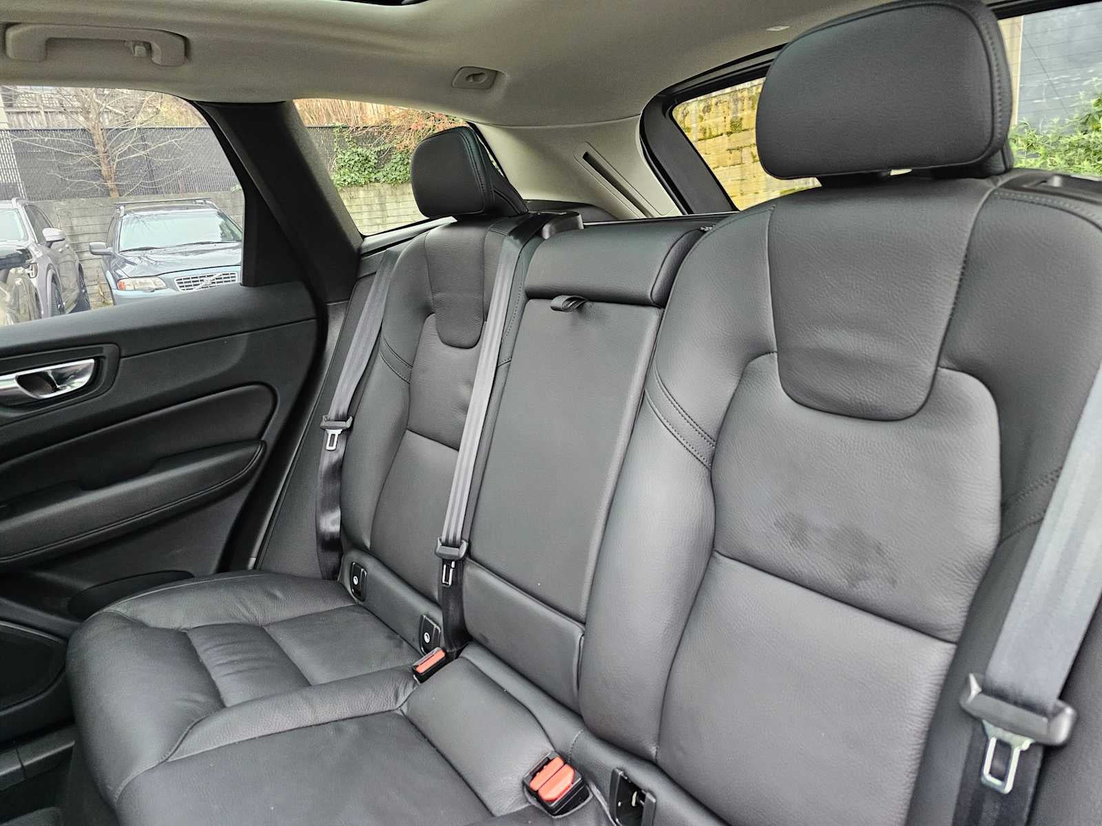 2025 Volvo XC60 Plus