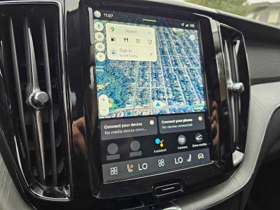 2025 Volvo XC60 Plus