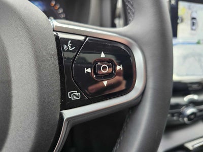 2025 Volvo XC60 Plus