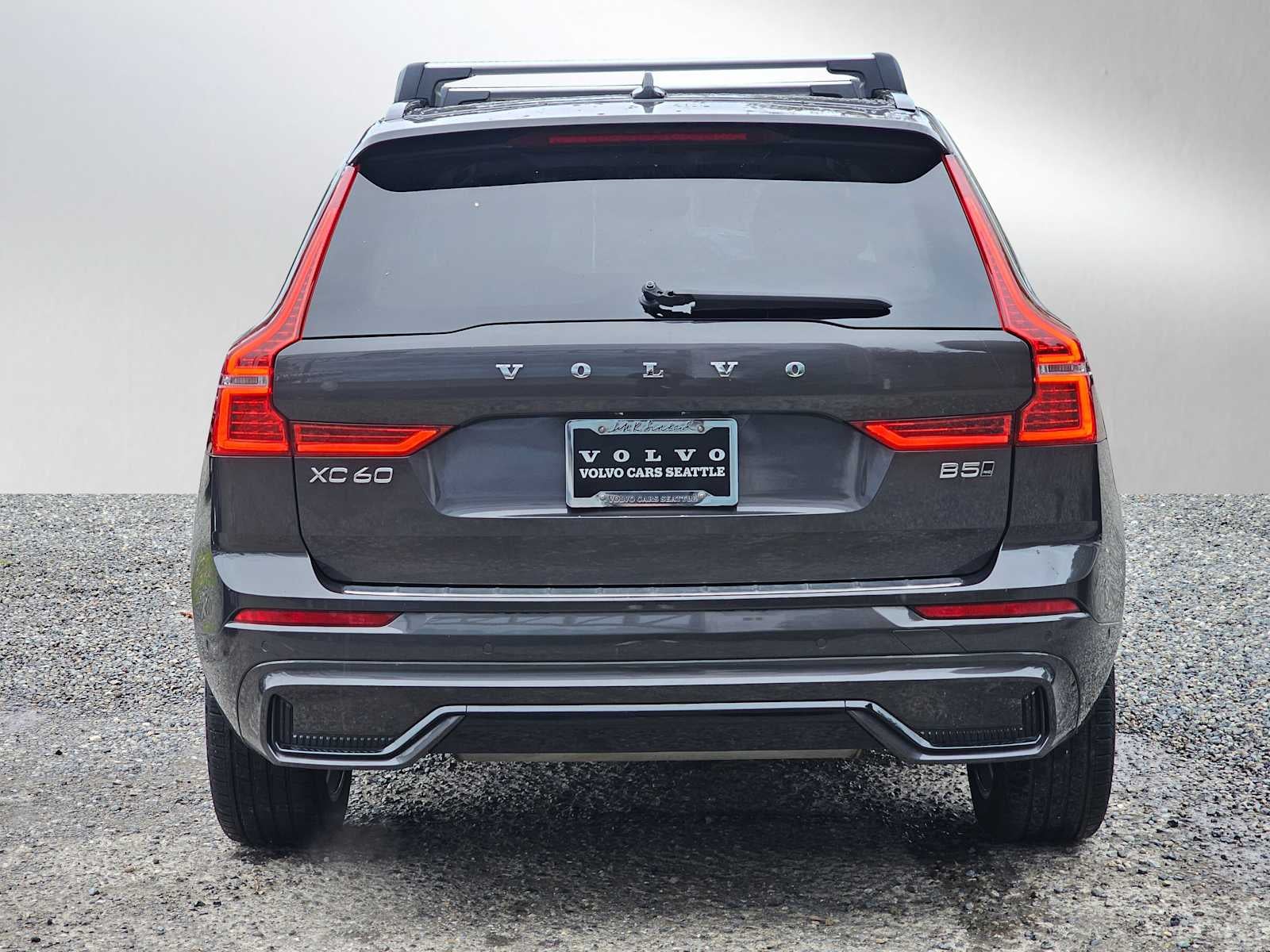 2025 Volvo XC60 Plus