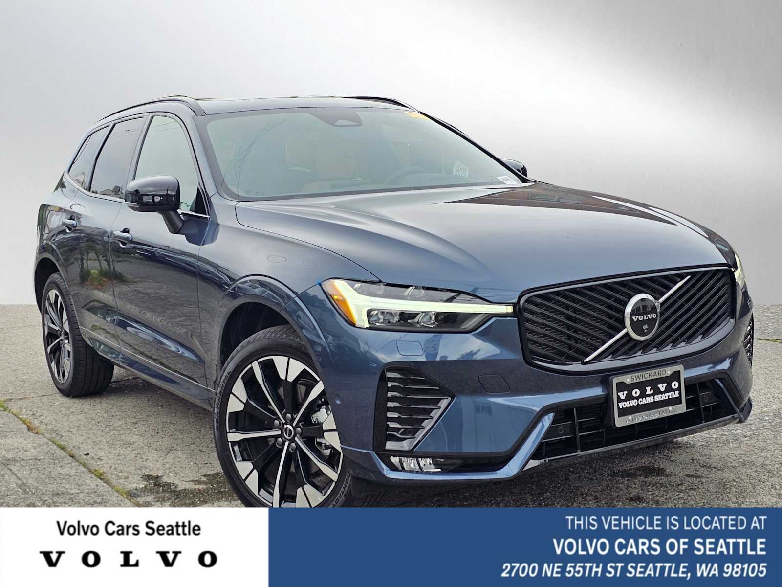 2026 Volvo XC60 Plus