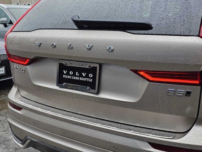 2025 Volvo XC60 Core