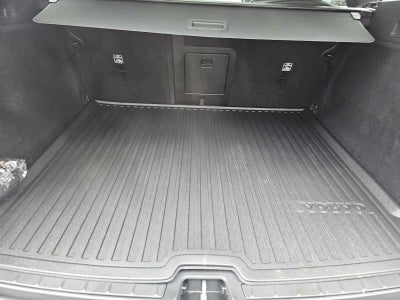 2025 Volvo XC60 Core