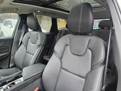 2025 Volvo XC60 Core
