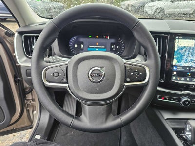 2025 Volvo XC60 Core