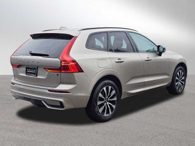 2025 Volvo XC60 Core