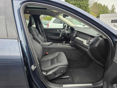 2025 Volvo XC60 Core