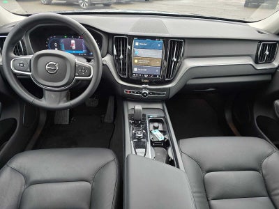 2025 Volvo XC60 Core