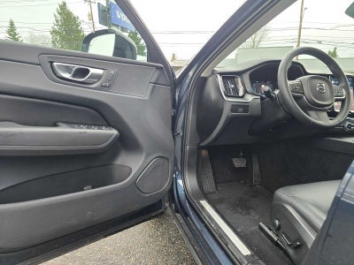 2025 Volvo XC60 Core