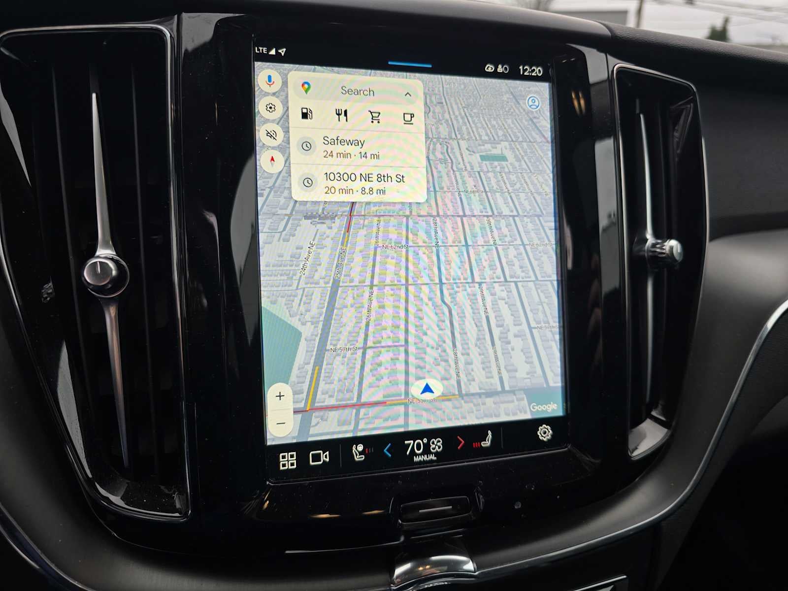 2025 Volvo XC60 Core