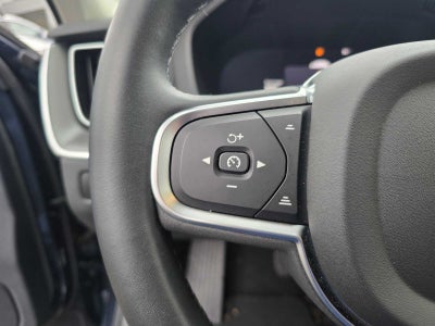 2025 Volvo XC60 Core