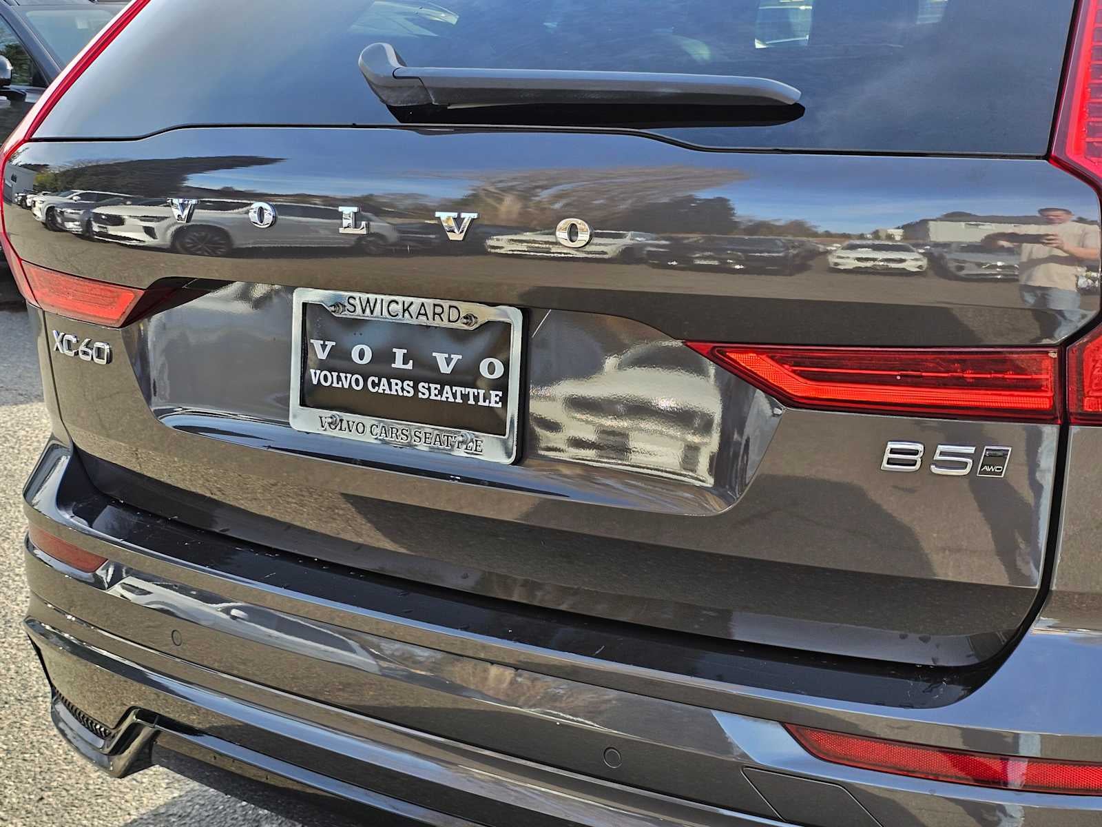 2025 Volvo XC60 Core