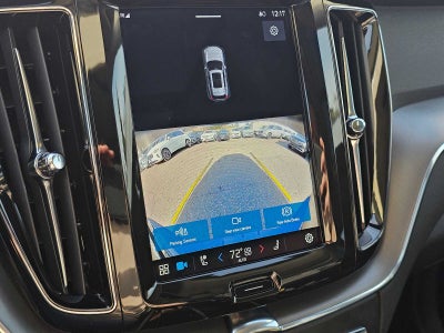 2025 Volvo XC60 Core