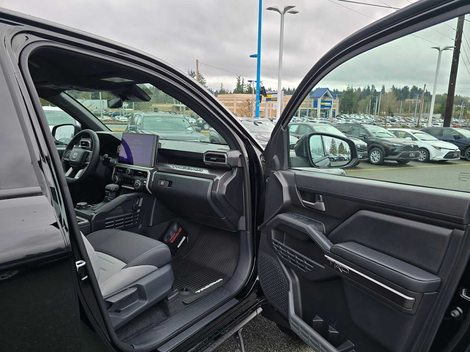 2026 Toyota Tacoma i-FORCE MAX Tacoma TRD Off-Road