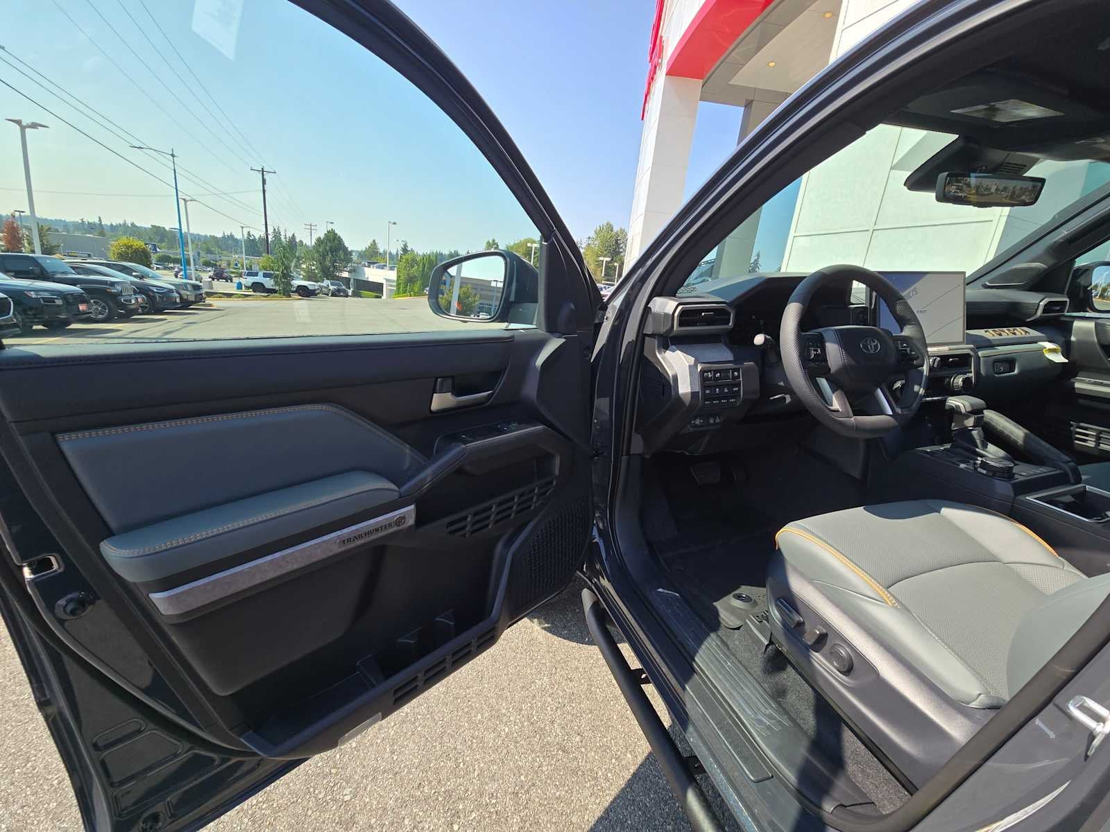 2026 Toyota Tacoma i-FORCE MAX Tacoma Trailhunter