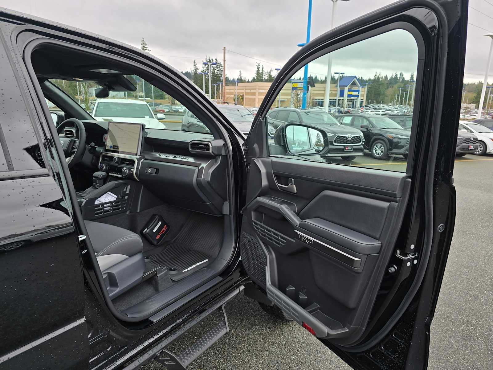 2026 Toyota Tacoma i-FORCE MAX Tacoma TRD Off-Road