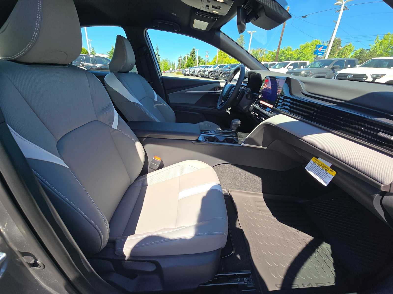 2026 Toyota Camry SE AWD