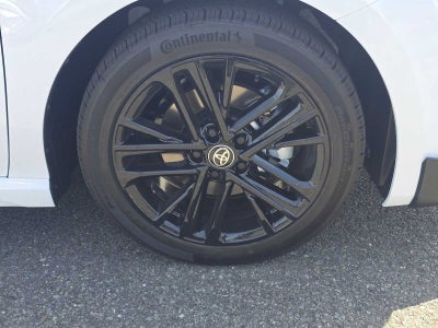 2026 Toyota Camry SE AWD
