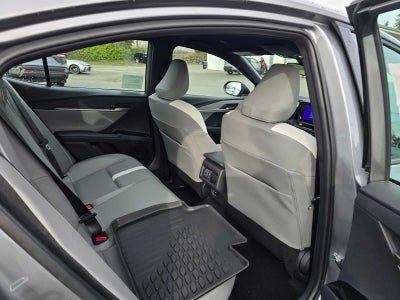 2026 Toyota Camry SE AWD