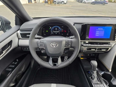 2026 Toyota Camry SE AWD
