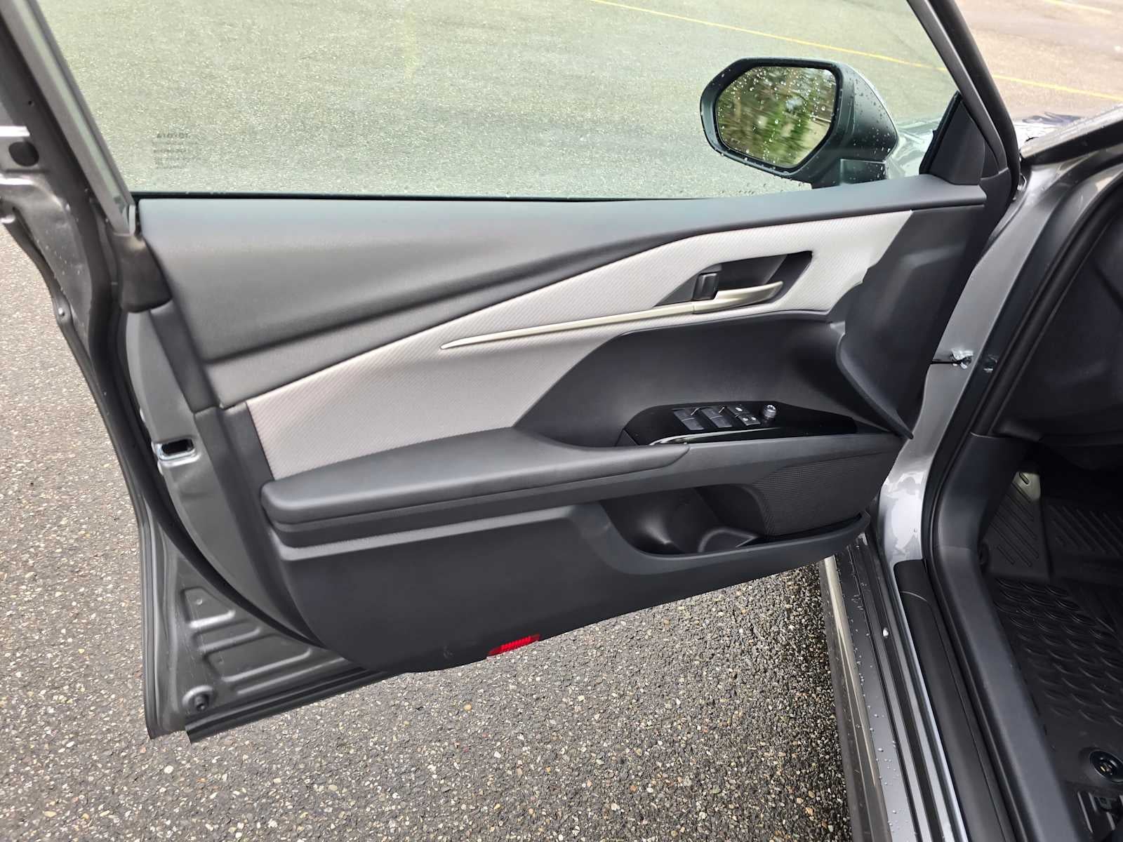 2026 Toyota Camry SE AWD