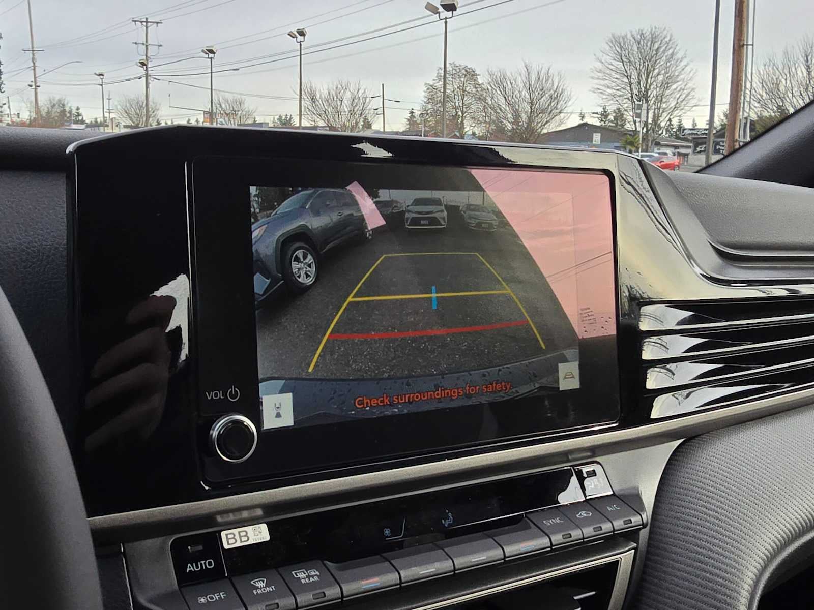 2026 Toyota Camry SE AWD