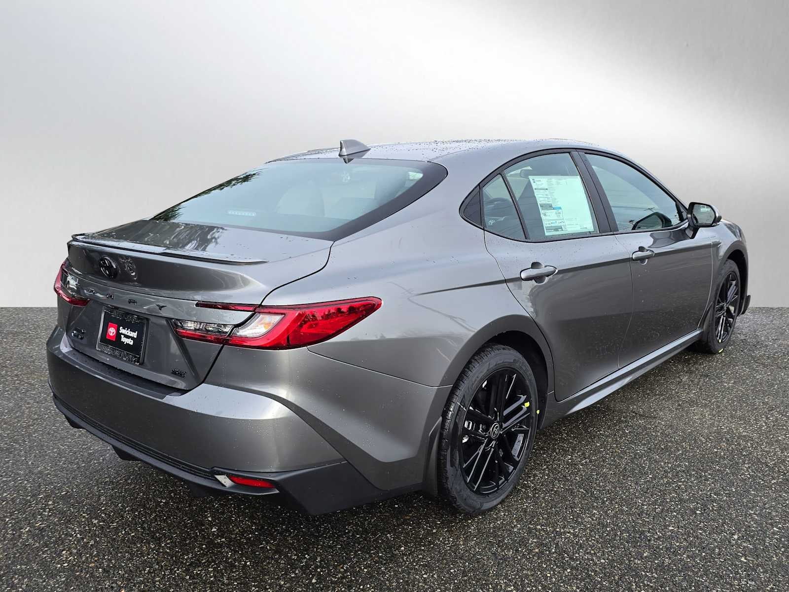 2026 Toyota Camry SE AWD