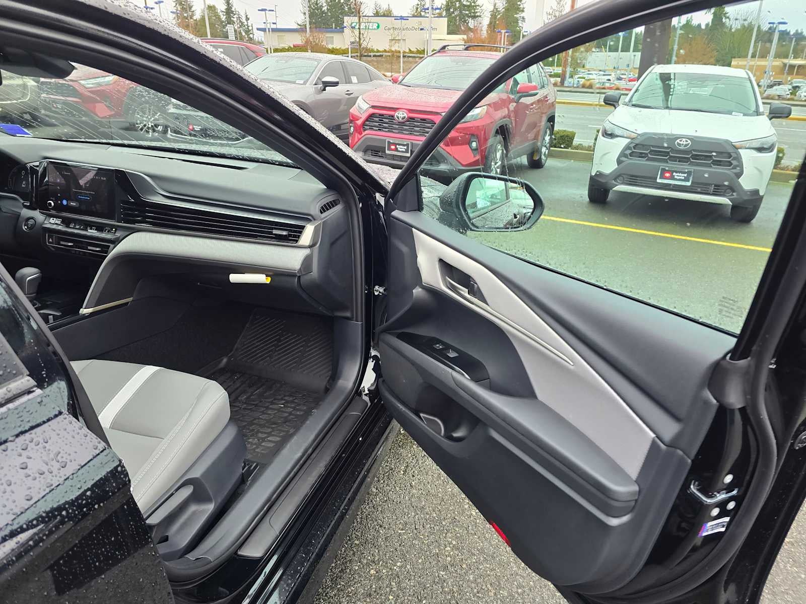 2026 Toyota Camry SE AWD