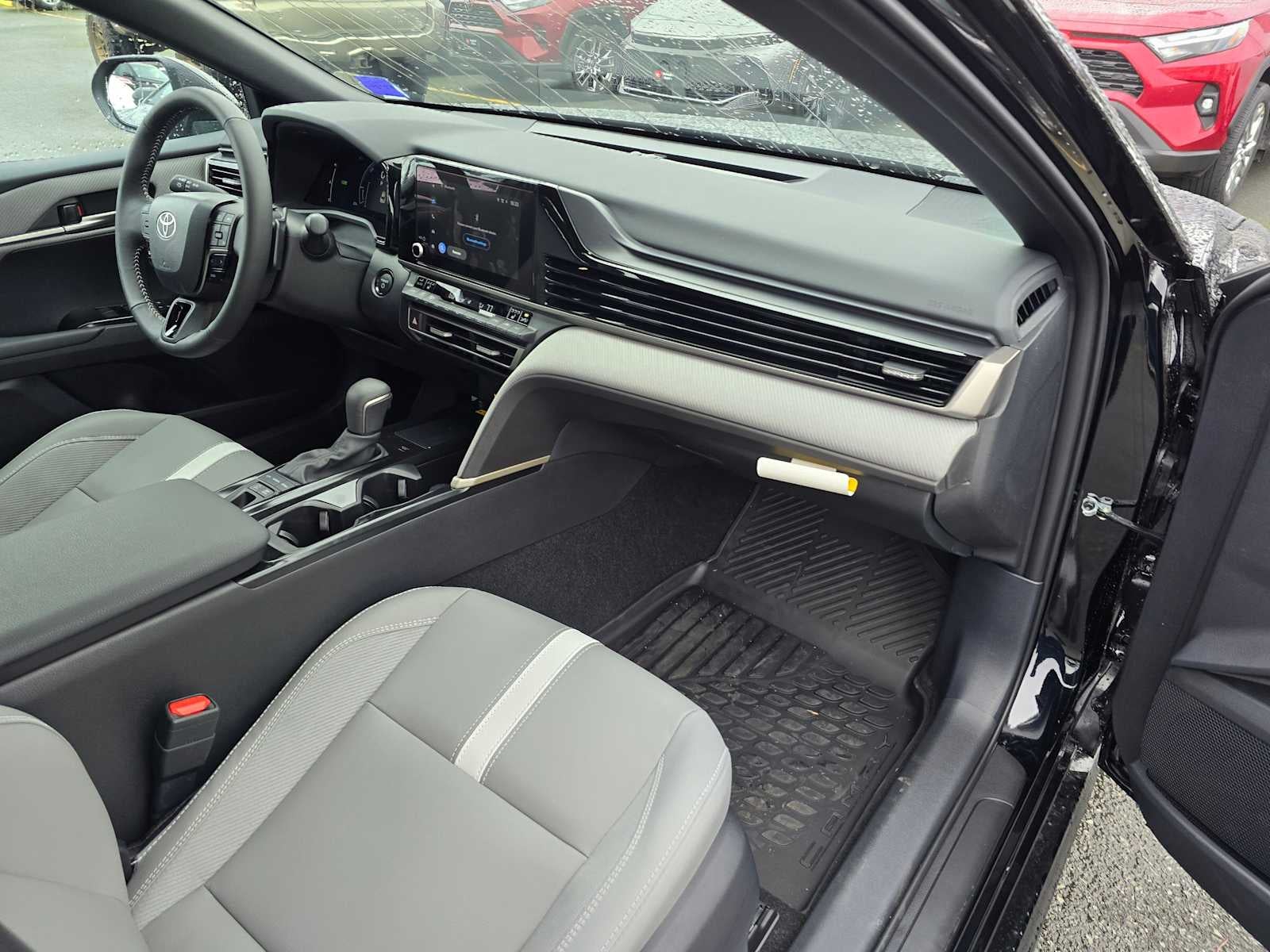 2026 Toyota Camry SE AWD