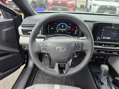 2026 Toyota Camry SE AWD