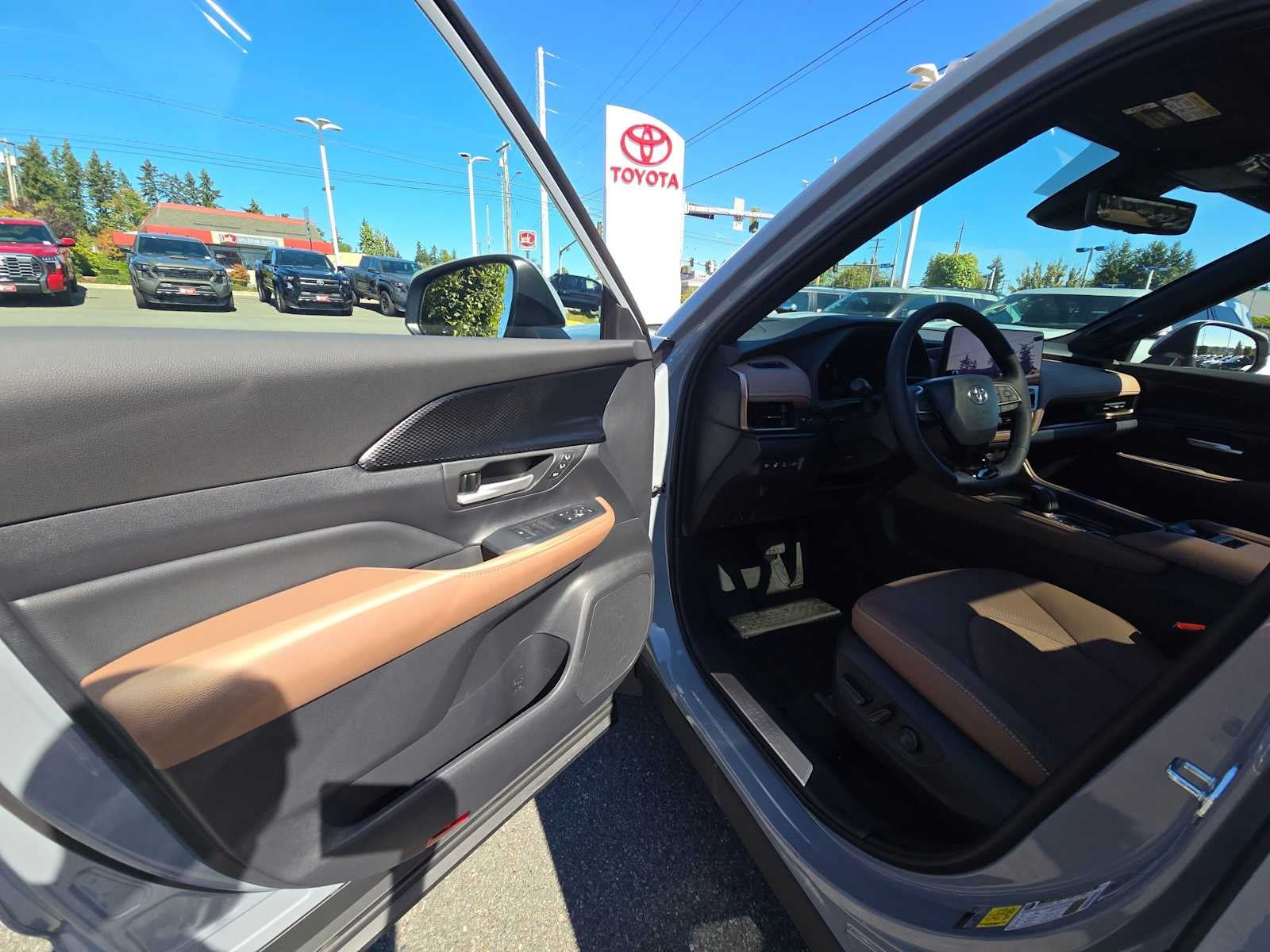 2026 Toyota Grand Highlander Hybrid MAX Platinum