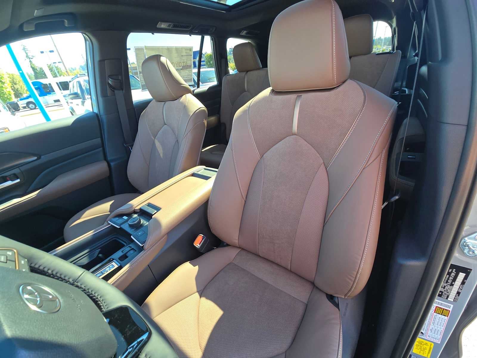 2026 Toyota Grand Highlander Hybrid MAX Platinum