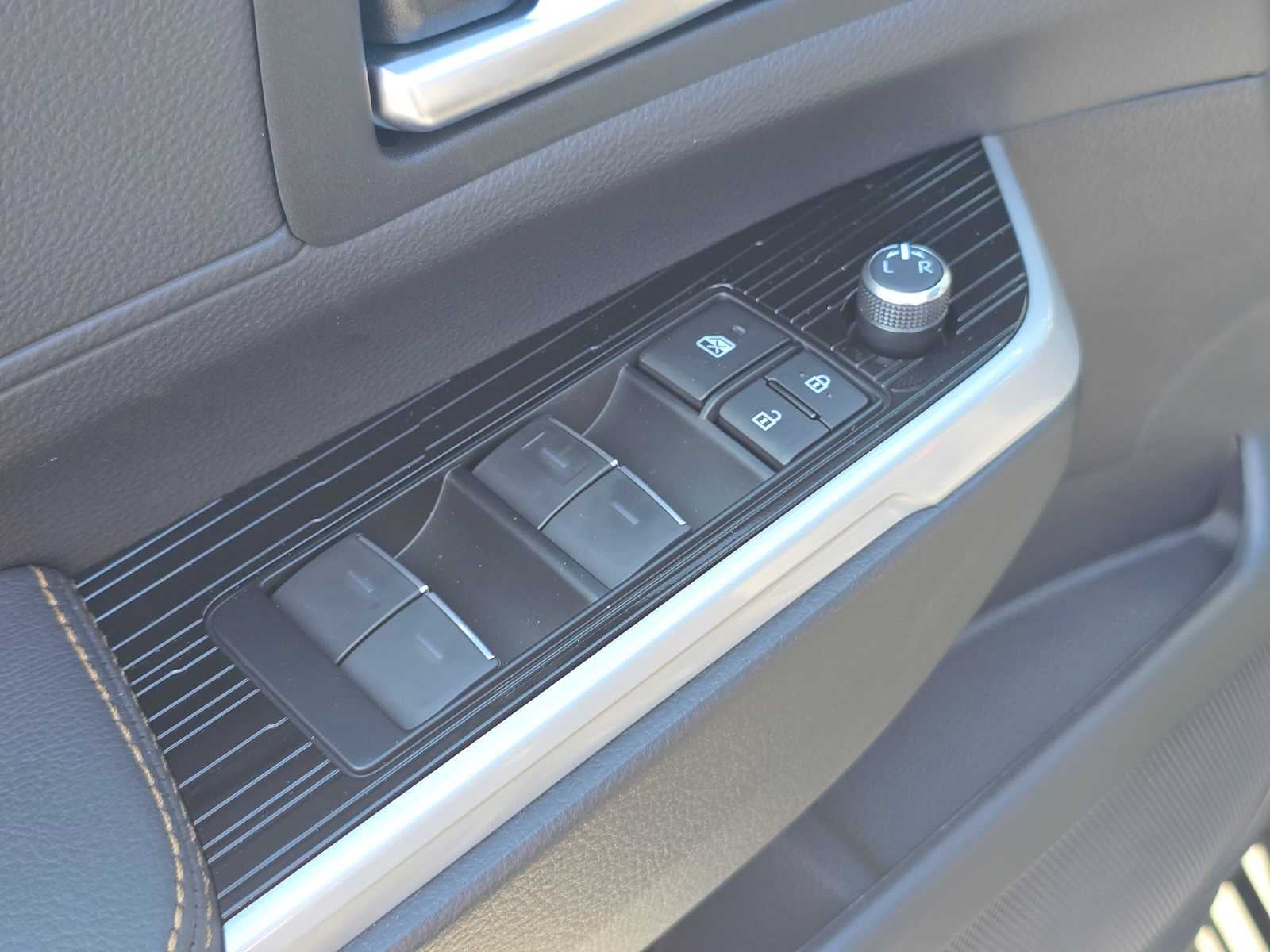 2026 Toyota Sienna Woodland Edition