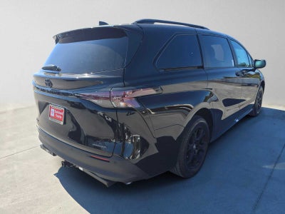2026 Toyota Sienna Woodland Edition