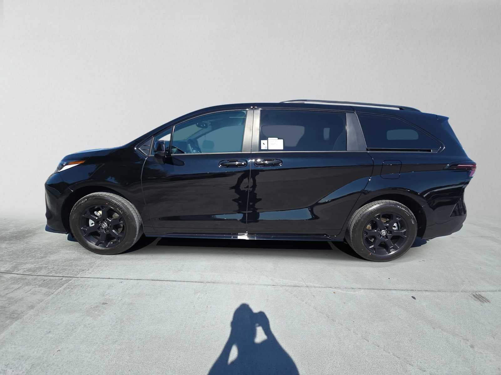 2026 Toyota Sienna Woodland Edition