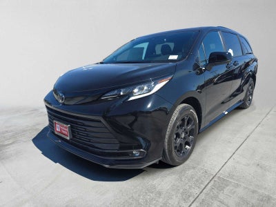 2026 Toyota Sienna Woodland Edition