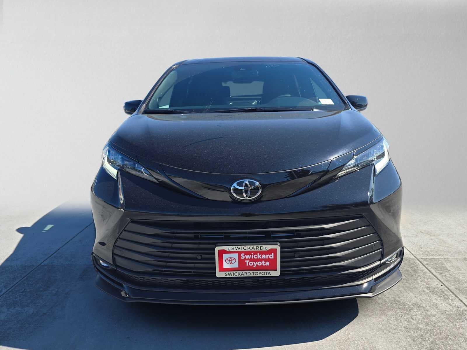 2026 Toyota Sienna Woodland Edition