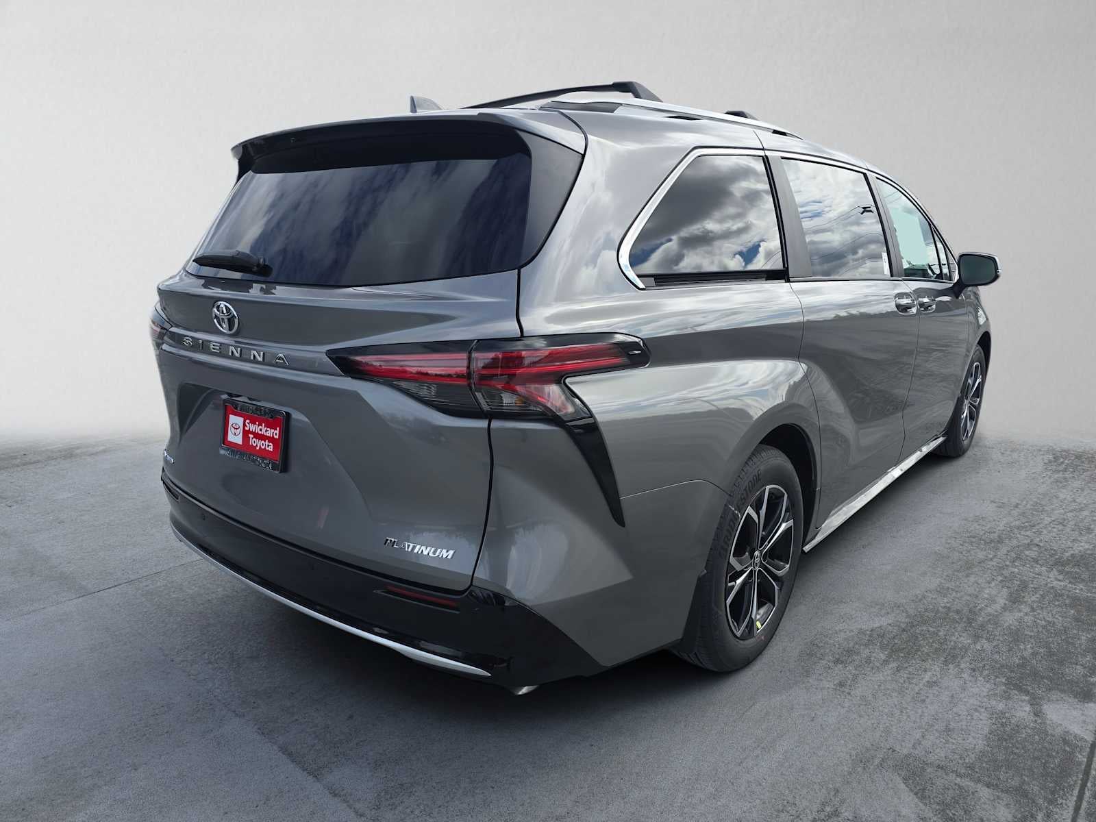 2026 Toyota Sienna Platinum