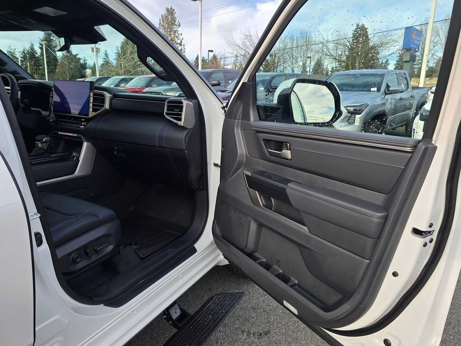 2026 Toyota Tundra i-FORCE MAX Tundra Platinum