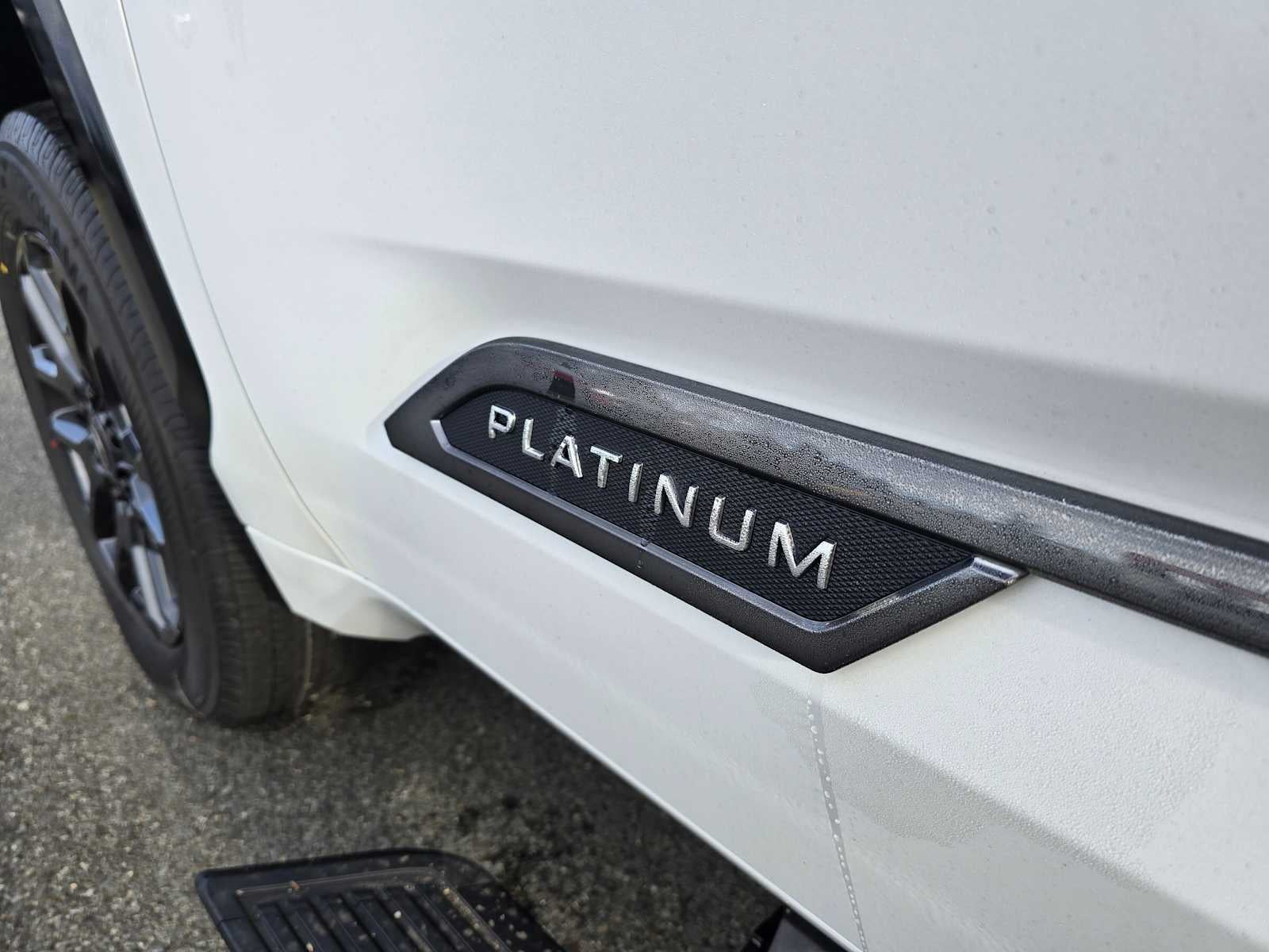 2026 Toyota Tundra i-FORCE MAX Tundra Platinum